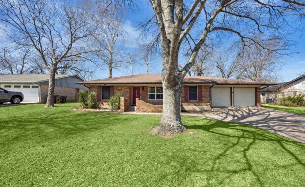 10512 Walnut Bend Austin TX home for sale listed by Todd Hower Realty