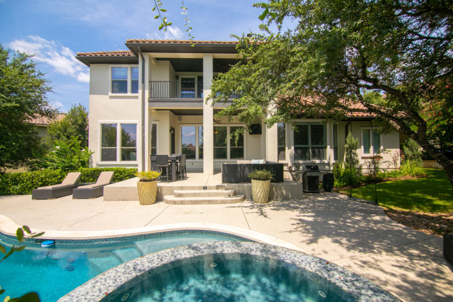Home at 11805 Iron Horse Cove Austin TX with 5 bedrooms 4 bathrooms 4405 square feet and a pool