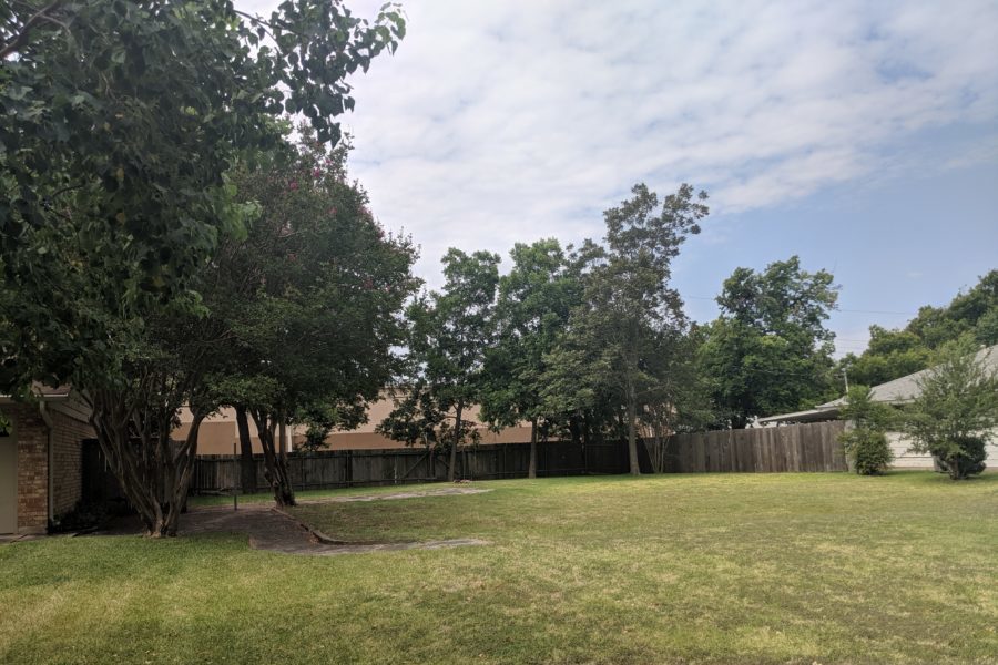 Vacant lot at 2009 Belford Drive Austin TX with dimensions 71 feet by 114 feet