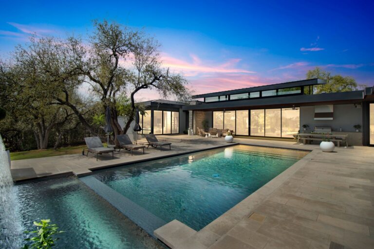 4001 Verano Drive • Barton Creek • $4,900,000