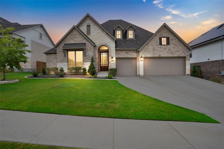 6024 Antelope Well Lane • Sweetwater • $960,000